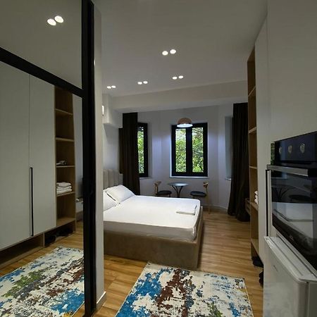 Luxury Apartments Blloku Tirana Exterior foto