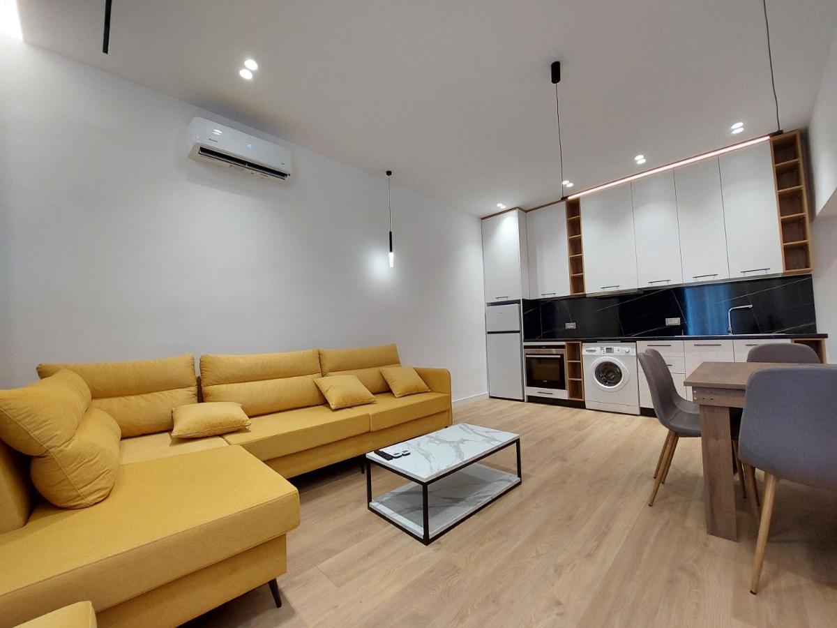 Luxury Apartments Blloku Tirana Exterior foto